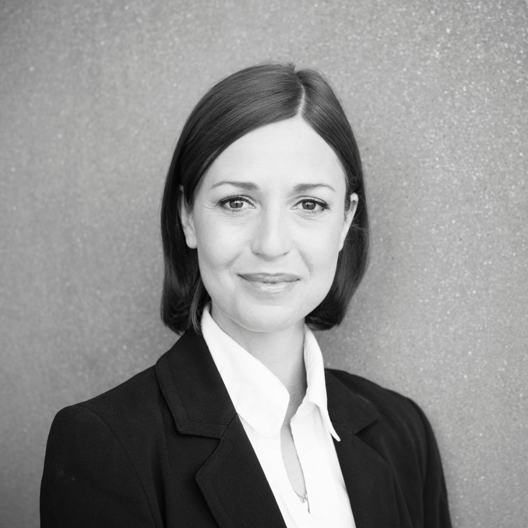 Julie T.